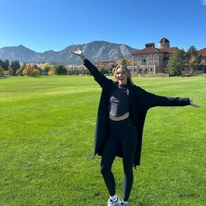 Meet your Posher, Taylor